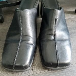 Kirby Leather Mules
